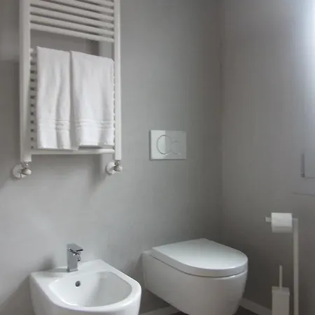 Konukevi Suites Casasole Verona