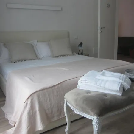 Pensionat Suites Casasole Verona